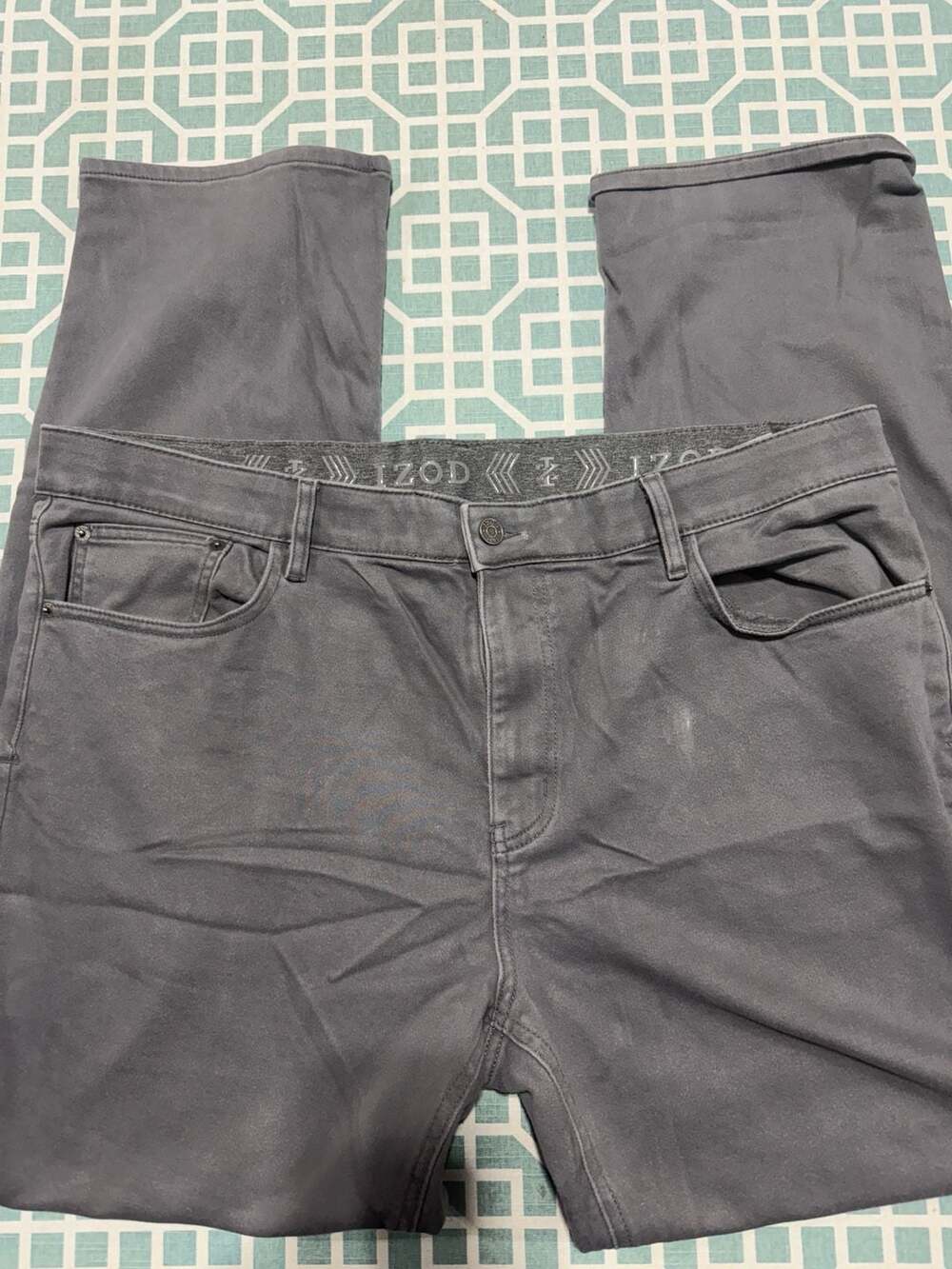 IZOD Regular Fit Jeans 40x34 Gray Stretch Denim